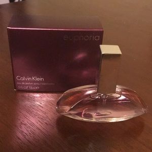 Calvin Klein Euphoria perfume